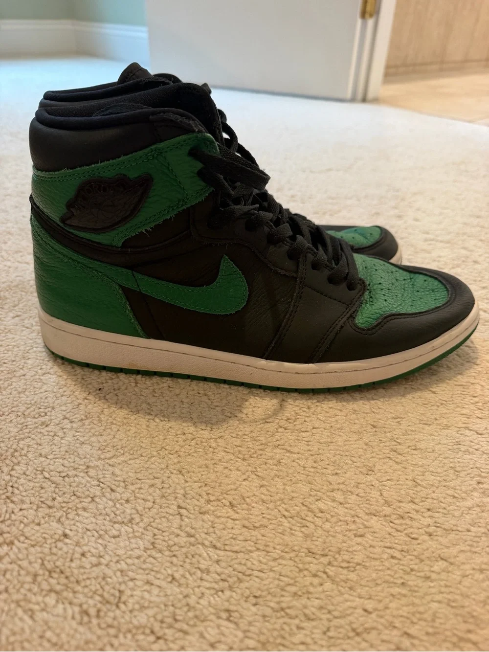 Nike Air Jordan 1 Retro High OG Gorge Green Men’s Size 11 DZ5485-303